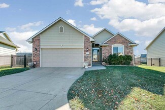 3405 N Sandplum Cir, Wichita, KS 67205