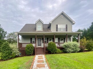 216 Lanham Rd, Edgefield, SC 29824