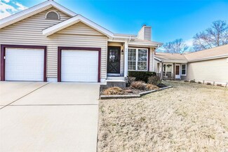 531 Spring Glen Dr Unit 71R, Ballwin, MO 63021