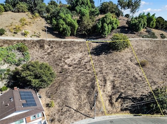 2679 Round Dr, Los Angeles, CA 90032