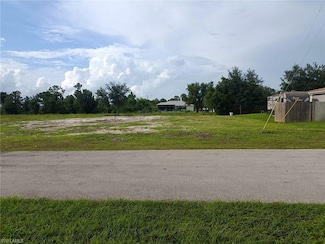 3606 16th St W, Lehigh Acres, FL 33971