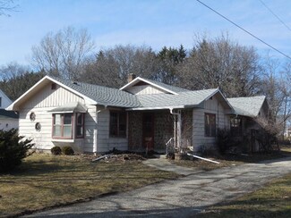 315 Randolph St, Randolph, WI 53956