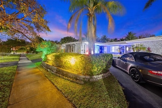 19885 NE 22nd Ave, Miami, FL 33180