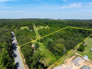 1361 Sherrill Dr, Batesville, AR 72501