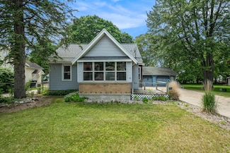3611 Colby Ave SW, Wyoming, MI 49509