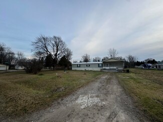 3417 2nd St, Standish, MI 48658