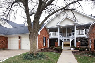 7368 Woodlawn Colonial Ln, Saint Louis, MO 63119