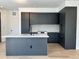 1601 Park Ave Unit 201, Denver, CO 80218