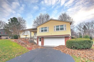 4 Needham Ave, Phelps, NY 14532