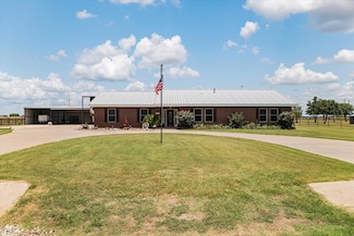 20175 Willow Glade Cir, Pilot Point, TX 76258