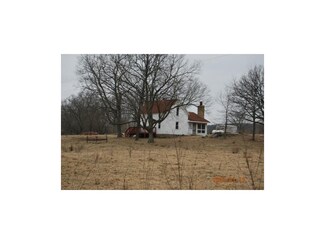 12002 Thomas Rd, Pleasanton, KS 66075