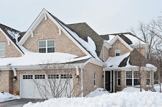 2101 Madison Cir, Northbrook, IL 60062
