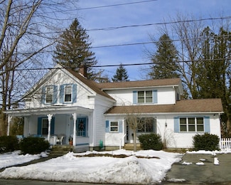 10 Summer St, Amherst, MA 01002