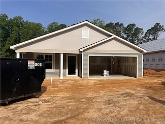 438 Windermere Dr, Fayetteville, NC 28314