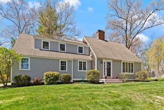 5 Courser Brook Dr, Newbury, MA 01922