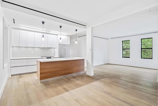 173 Amity St Unit 3E, New York City, NY 11201