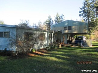 940 SW Pioneer Dr, Willamina, OR 97396