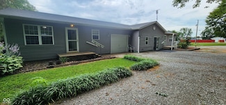 277 N Plum St, Clinton, IN 47842