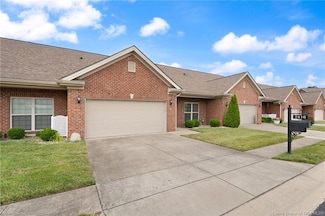 2416 Pickwick Ct, New Albany, IN 47150