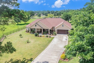 1827 E Cedar Bayou Lynchburg Rd, Baytown, TX 77521