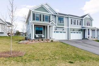 92 Elmore St, Shelburne, VT 05482