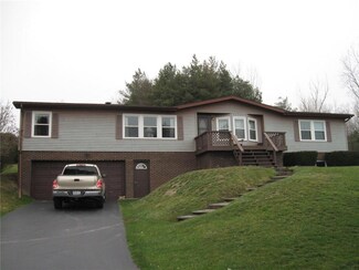 860 Sand Hill Rd, Caledonia, NY 14423