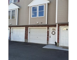 50 Liberty St Unit 4, Lowell, MA 01851
