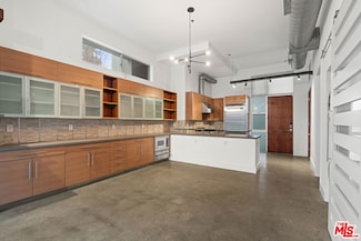 1152 N La Cienega Blvd Unit 101, West Hollywood, CA 90069