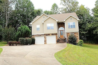 147 Crest Winds Dr, Clarkesville, GA 30523