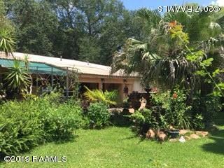 104 Bergeron Rd, Jeanerette, LA 70544