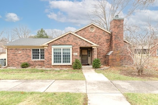 2611 E Windermere Woods Dr, Bloomington, IN 47401