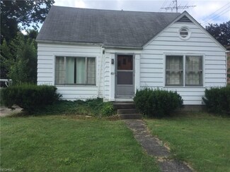 861 Packard St NW, Warren, OH 44483