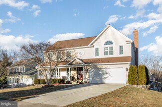 13182 Lazy Glen Ln, Herndon, VA 20171