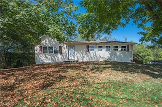 41 Burl Rd, Parkersburg, WV 26104