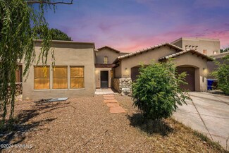 960 Flora Vista Dr, Las Cruces, NM 88007