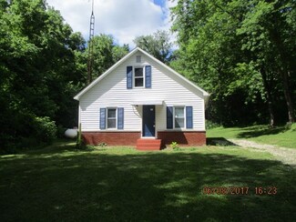 12636 Onyx St, Branchville, IN 47514
