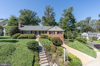 3450 N Venice St, Arlington, VA 22207
