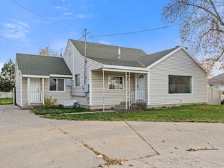 942 E Gentile St, Layton, UT 84041