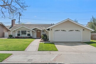 3232 Hillrose Dr, Los Alamitos, CA 90720