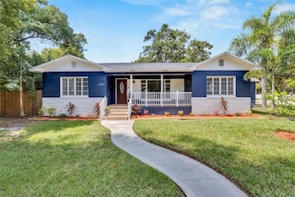 6110 N Suwanee Ave, Tampa, FL 33604