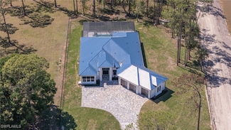 757 29th St NW, Naples, FL 34120