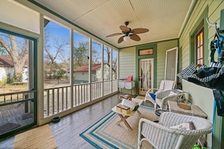209 W Pine St, Palestine, TX 75801