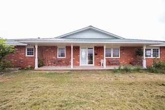 7601 E Brake Rd, Newkirk, OK 74647