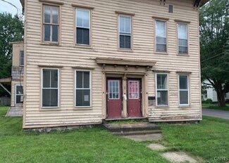 35 Orchard St, Gloversville, NY 12078