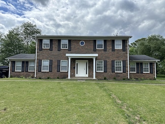 222 Medlock Rd, Lexington, KY 40517