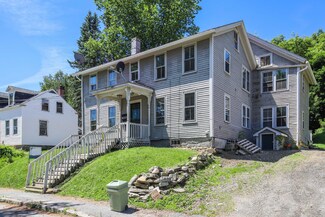 5 Spring St, Hallowell, ME 04347