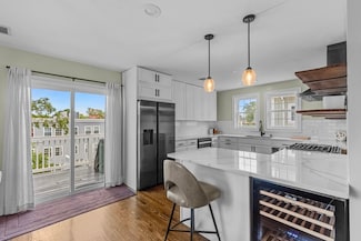 47 Oldfields Rd Unit 2, Dorchester, MA 02121