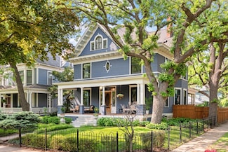 623 Goodrich Ave, Saint Paul, MN 55105