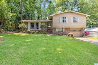 809 Sherwood Forest Dr, Birmingham, AL 35235