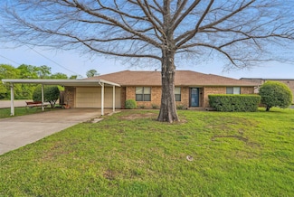 121 W Mimosa Ln, Mesquite, TX 75149